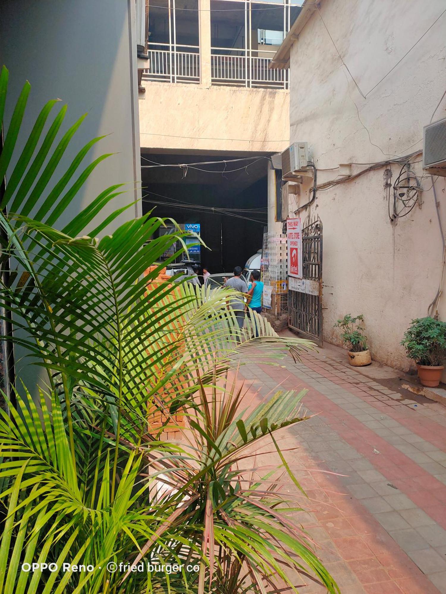 Aster Hotel Near Mumbai Airport Exteriör bild